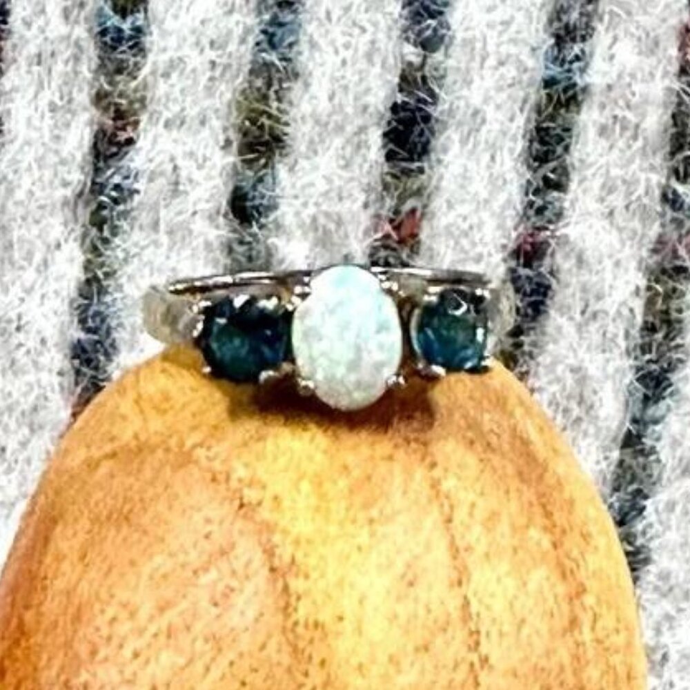 Vintage Opal & Blue Topaz Sterling Silver Engagement Ring 925 Size 7.5 GORGEOUS